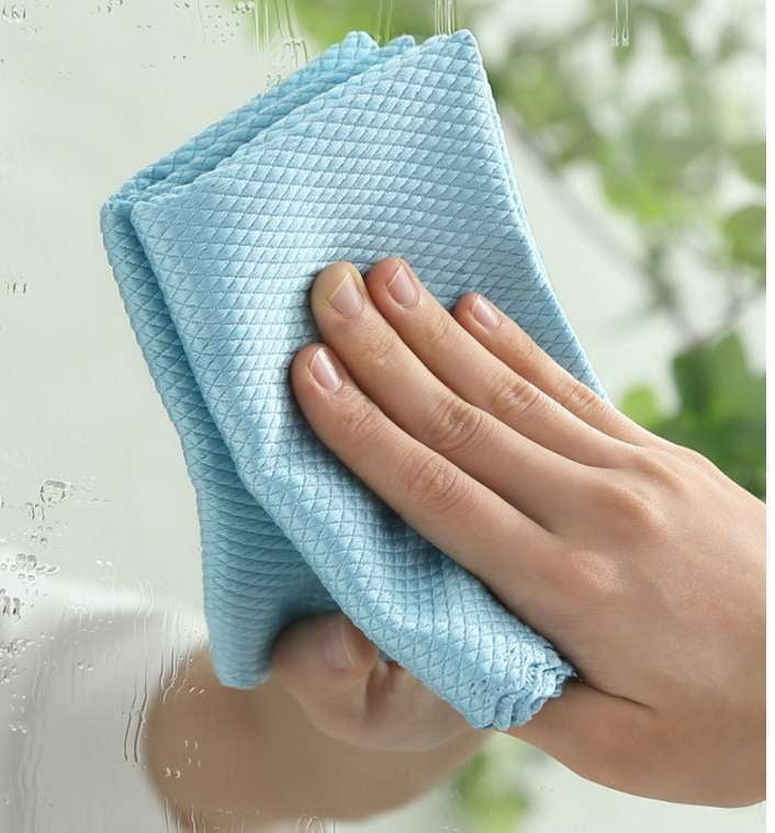 absorbent kitchen sponges, durable cleaning cloths, microfiber scouring pads - available at Sparq Mart