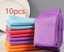 absorbent kitchen sponges, durable cleaning cloths, microfiber scouring pads - available at Sparq Mart