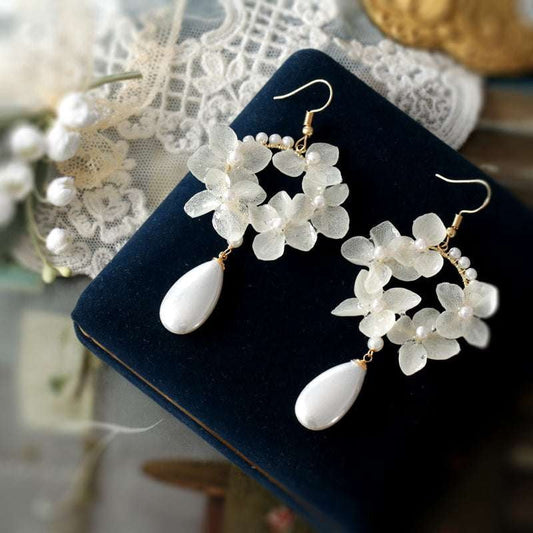 Fashion Flower Earrings, Resin Geometric Earrings, Simple Style Earrings - available at Sparq Mart