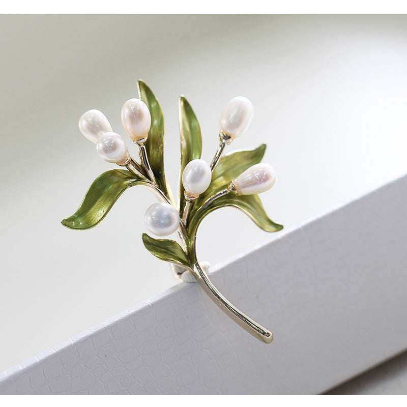 Elegant Pin Jewelry, Pastoral Style Pin, Pearl Leaf Brooch - available at Sparq Mart