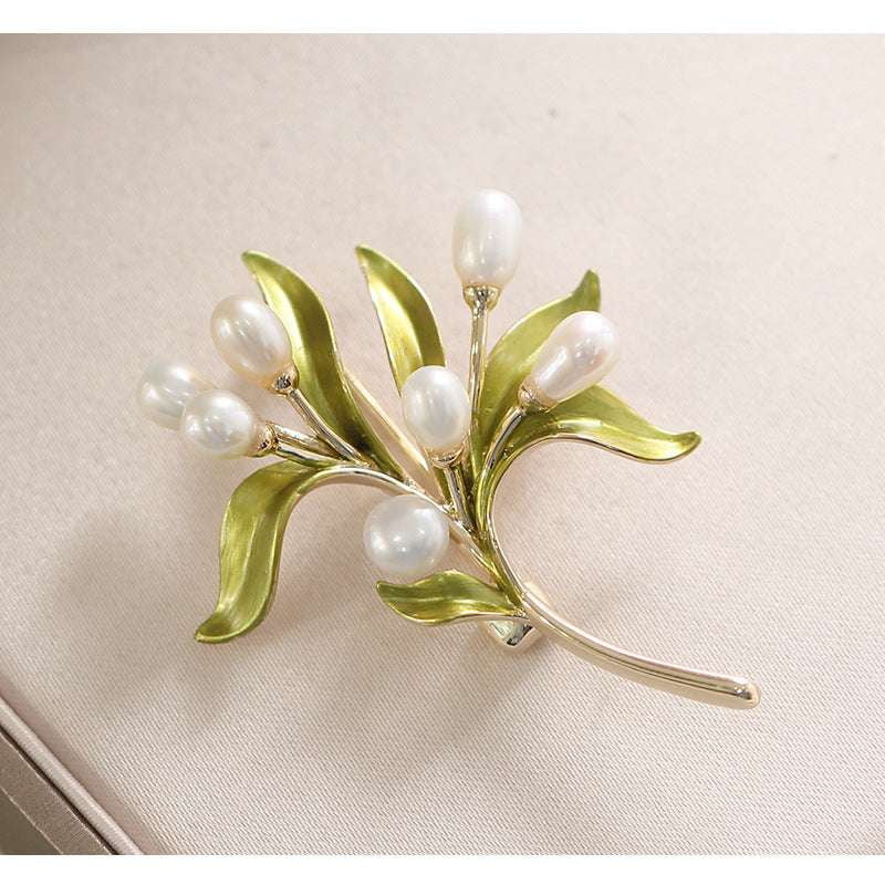 Elegant Pin Jewelry, Pastoral Style Pin, Pearl Leaf Brooch - available at Sparq Mart