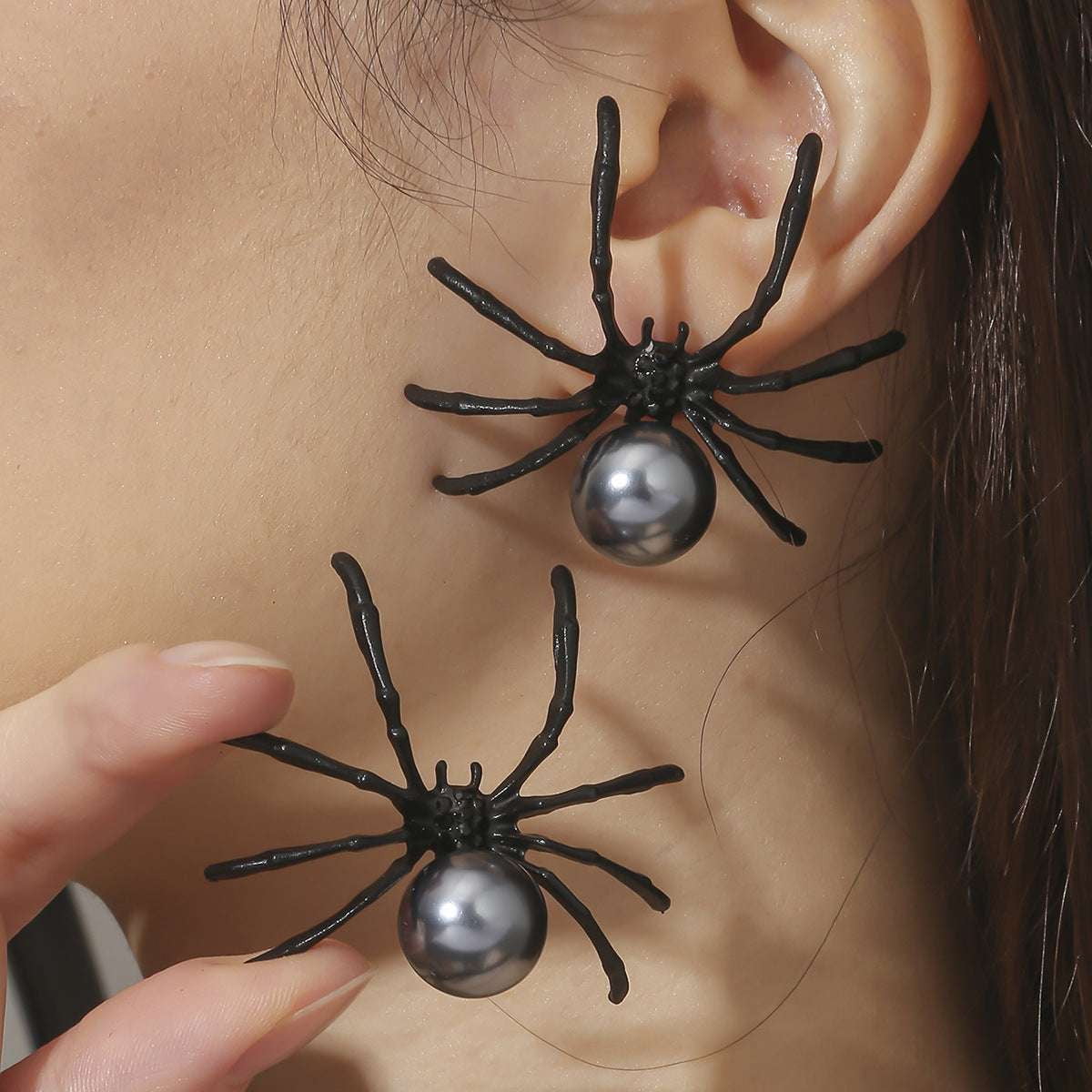 Black Spider Earrings, Personalized Pearl Earrings, Simple Alloy Earrings - available at Sparq Mart