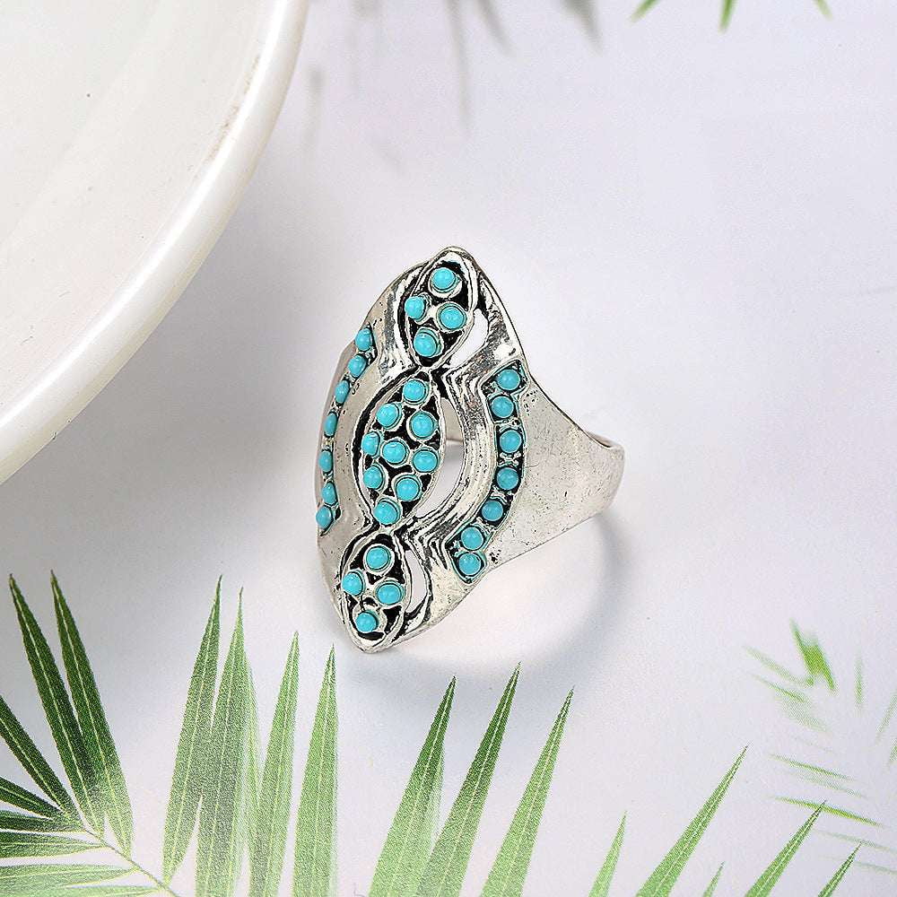 Antique Style Ring, Silver Retro Ring, Vintage Resin Ring - available at Sparq Mart